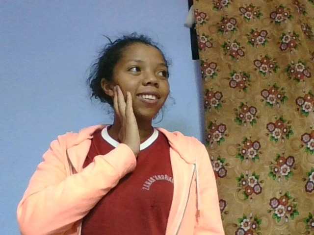 rosah1a live cam on BongaCams