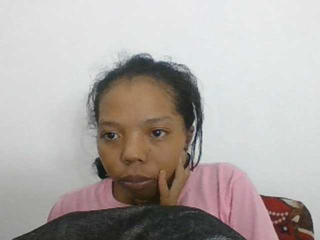 rosah1a live cam on BongaCams