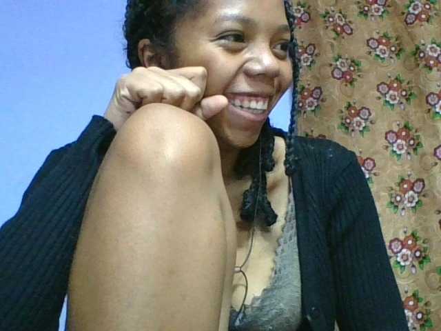 rosah1a live cam on BongaCams