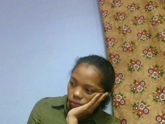 rosah1a live cam on BongaCams