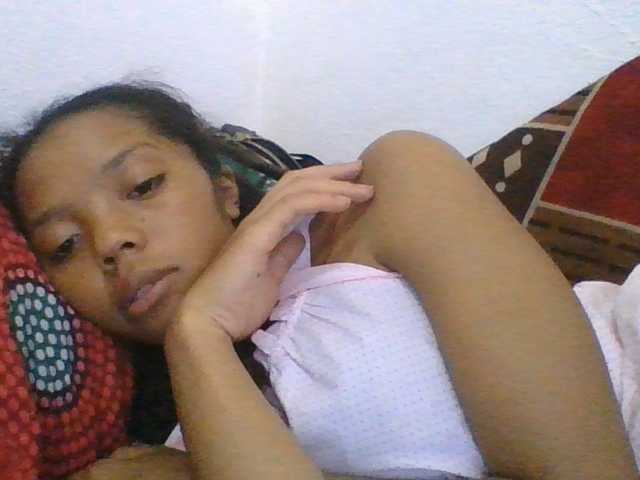 rosah1a live cam on BongaCams