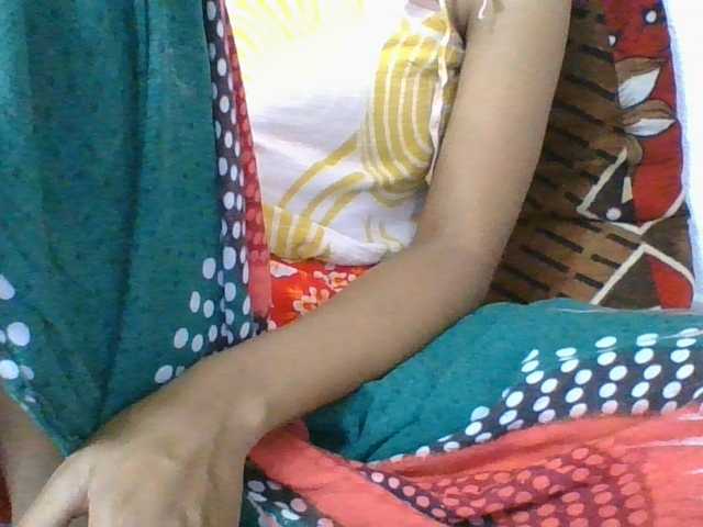 rosah1a live cam on BongaCams