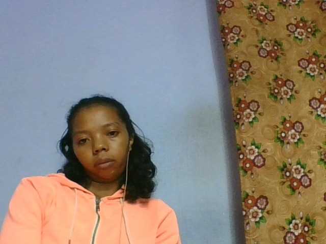 rosah1a live cam on BongaCams