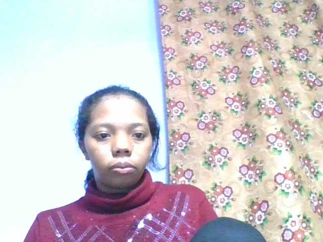 rosah1a live cam on BongaCams