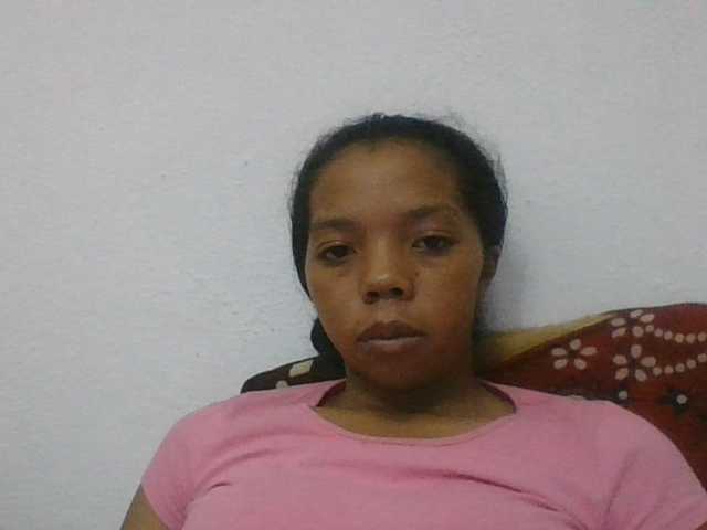 rosah1a live cam on BongaCams