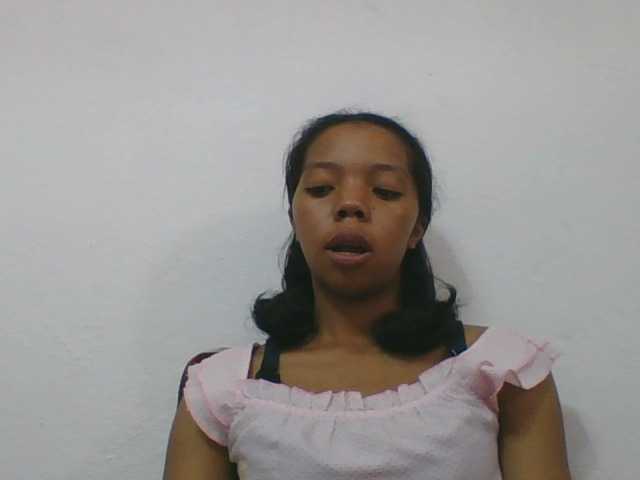 rosah1a live cam on BongaCams