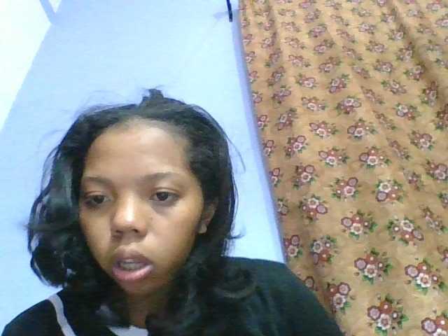 rosah1a live cam on BongaCams