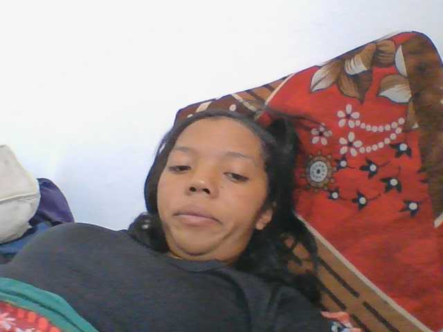rosah1a live cam on BongaCams