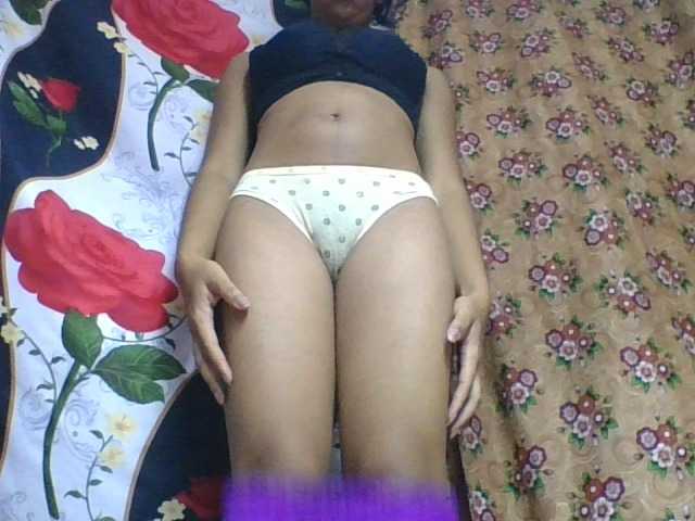 rosah1a live cam on BongaCams