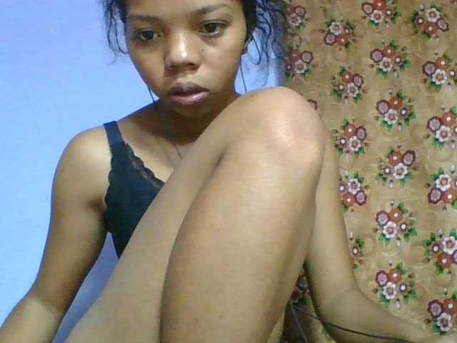 rosah1a live cam on BongaCams