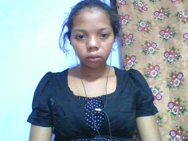 rosah1a live cam on BongaCams