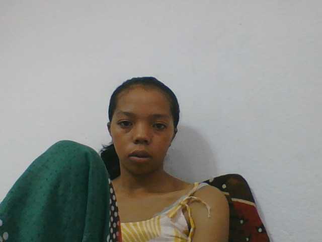 rosah1a live cam on BongaCams