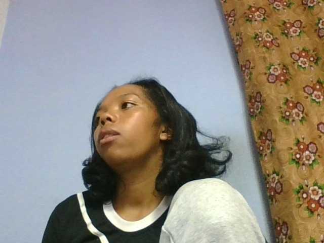 rosah1a live cam on BongaCams