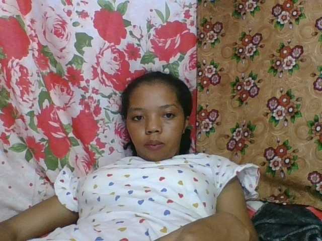 rosah1a live cam on BongaCams