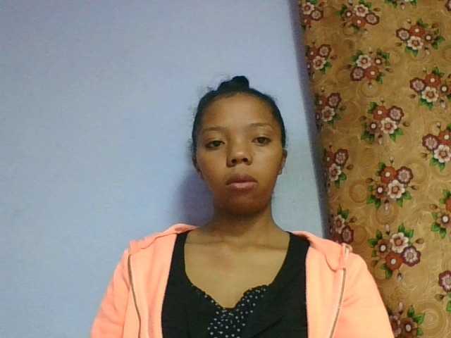 rosah1a live cam on BongaCams
