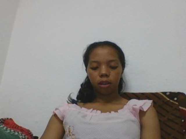 rosah1a live cam on BongaCams
