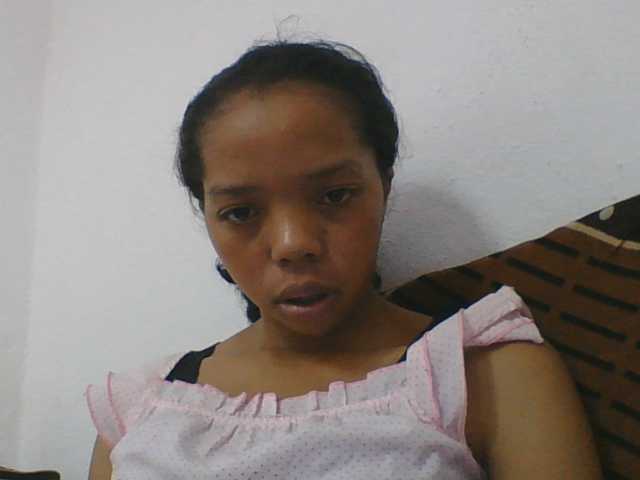 rosah1a live cam on BongaCams