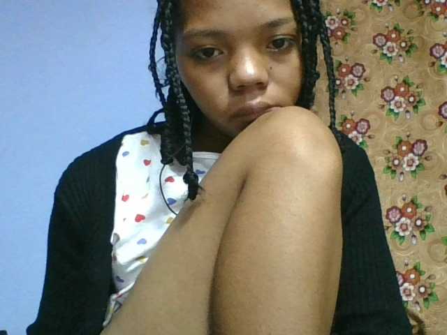 rosah1a live cam on BongaCams