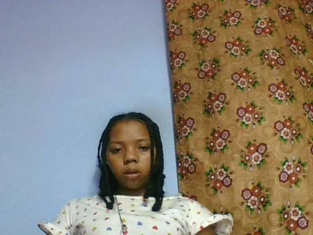 rosah1a live cam on BongaCams
