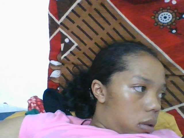 rosah1a live cam on BongaCams