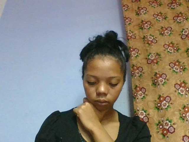 rosah1a live cam on BongaCams