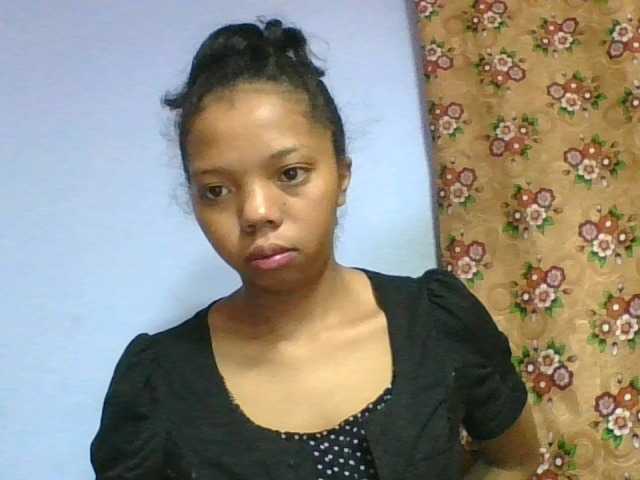 rosah1a live cam on BongaCams