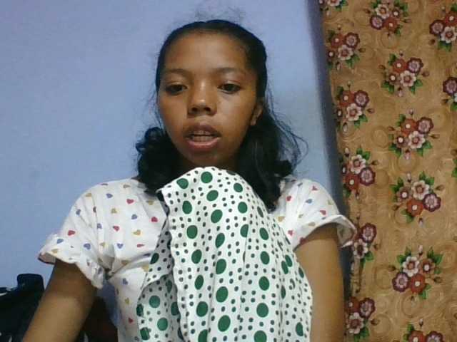 rosah1a live cam on BongaCams