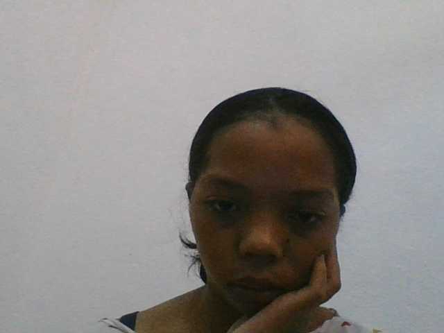 rosah1a live cam on BongaCams
