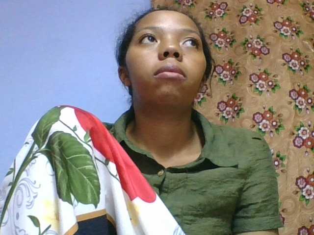 rosah1a live cam on BongaCams