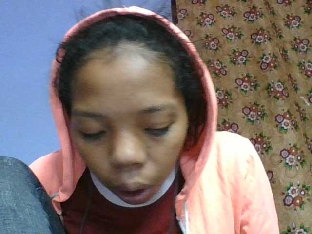 rosah1a live cam on BongaCams