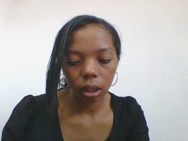 rosah1a live cam on BongaCams