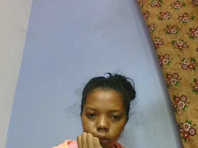 rosah1a live cam on BongaCams