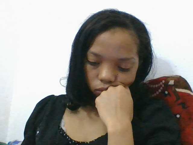 rosah1a live cam on BongaCams