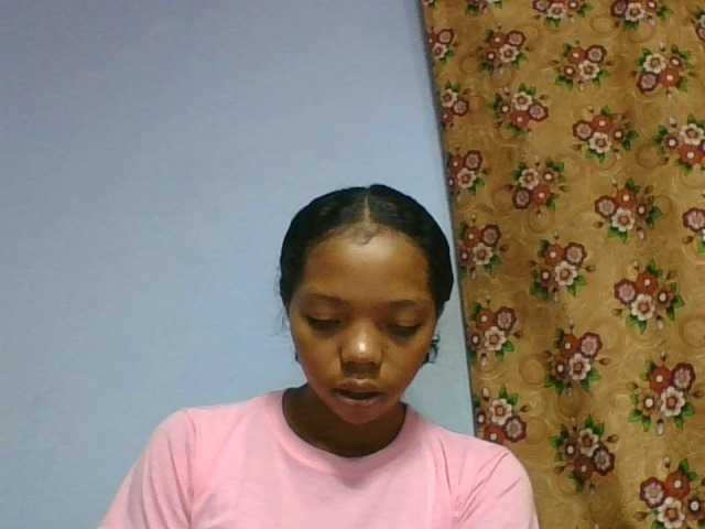 rosah1a live cam on BongaCams