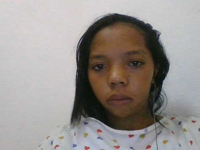 rosah1a live cam on BongaCams