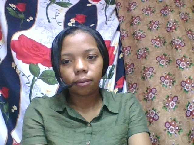 rosah1a live cam on BongaCams