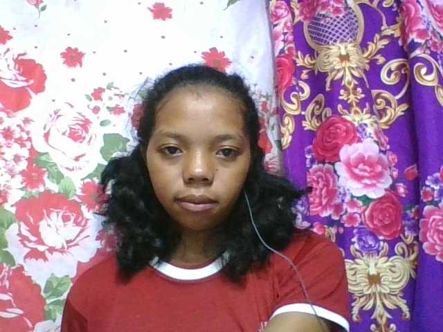 rosah1a live cam on BongaCams