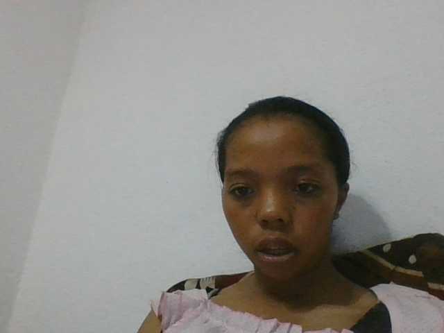 rosah1a live cam on BongaCams