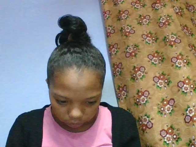 rosah1a live cam on BongaCams