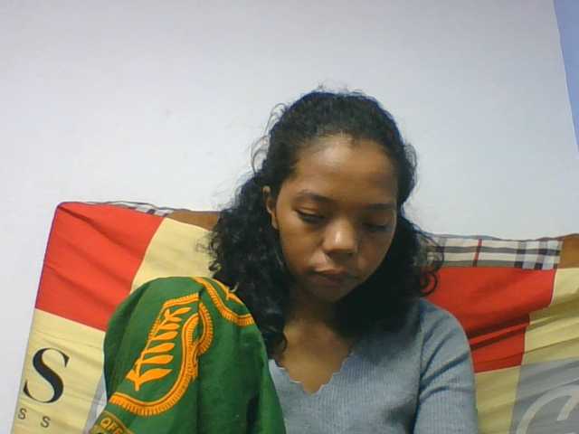 rosah1a live cam on BongaCams