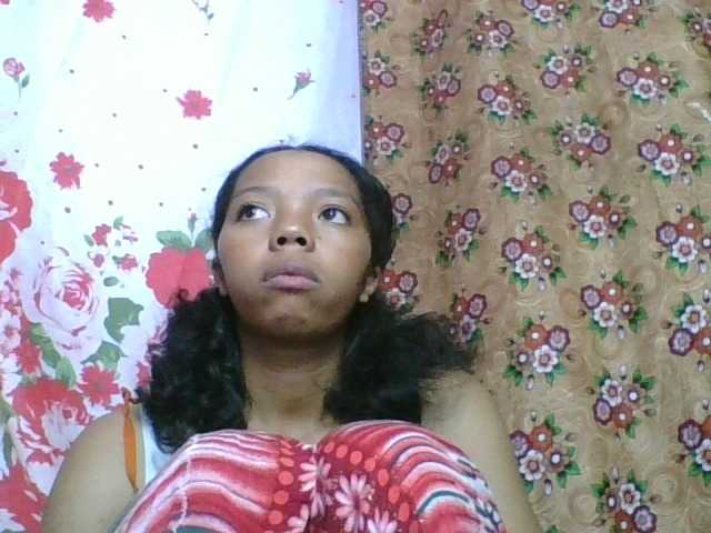 rosah1a live cam on BongaCams