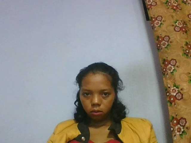 rosah1a live cam on BongaCams