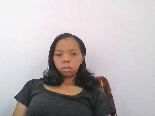rosah1a live cam on BongaCams