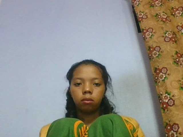 rosah1a live cam on BongaCams