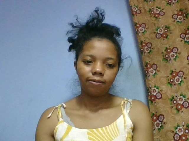 rosah1a live cam on BongaCams