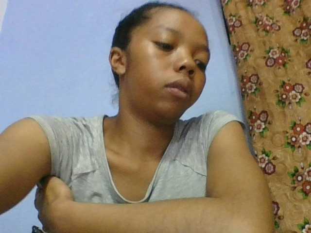 rosah1a live cam on BongaCams