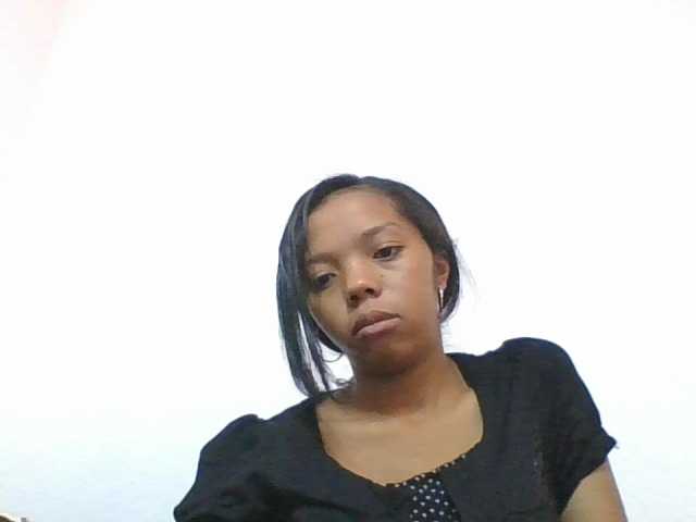 rosah1a live cam on BongaCams
