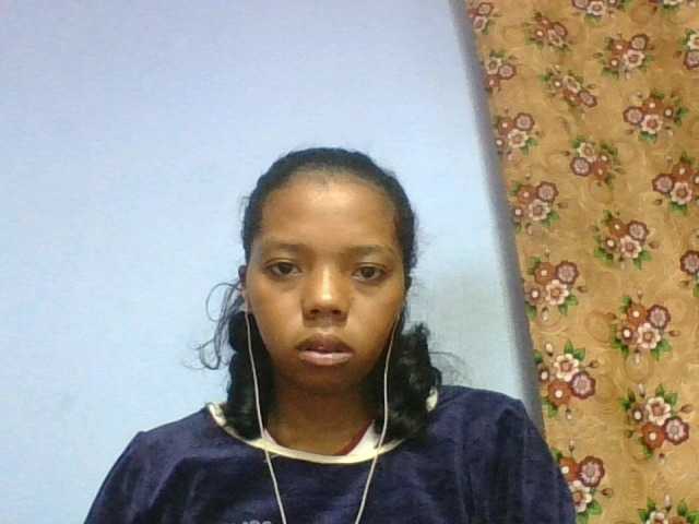 rosah1a live cam on BongaCams