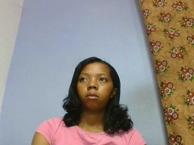 rosah1a live cam on BongaCams