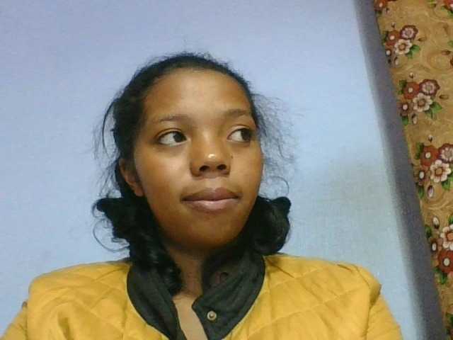 rosah1a live cam on BongaCams